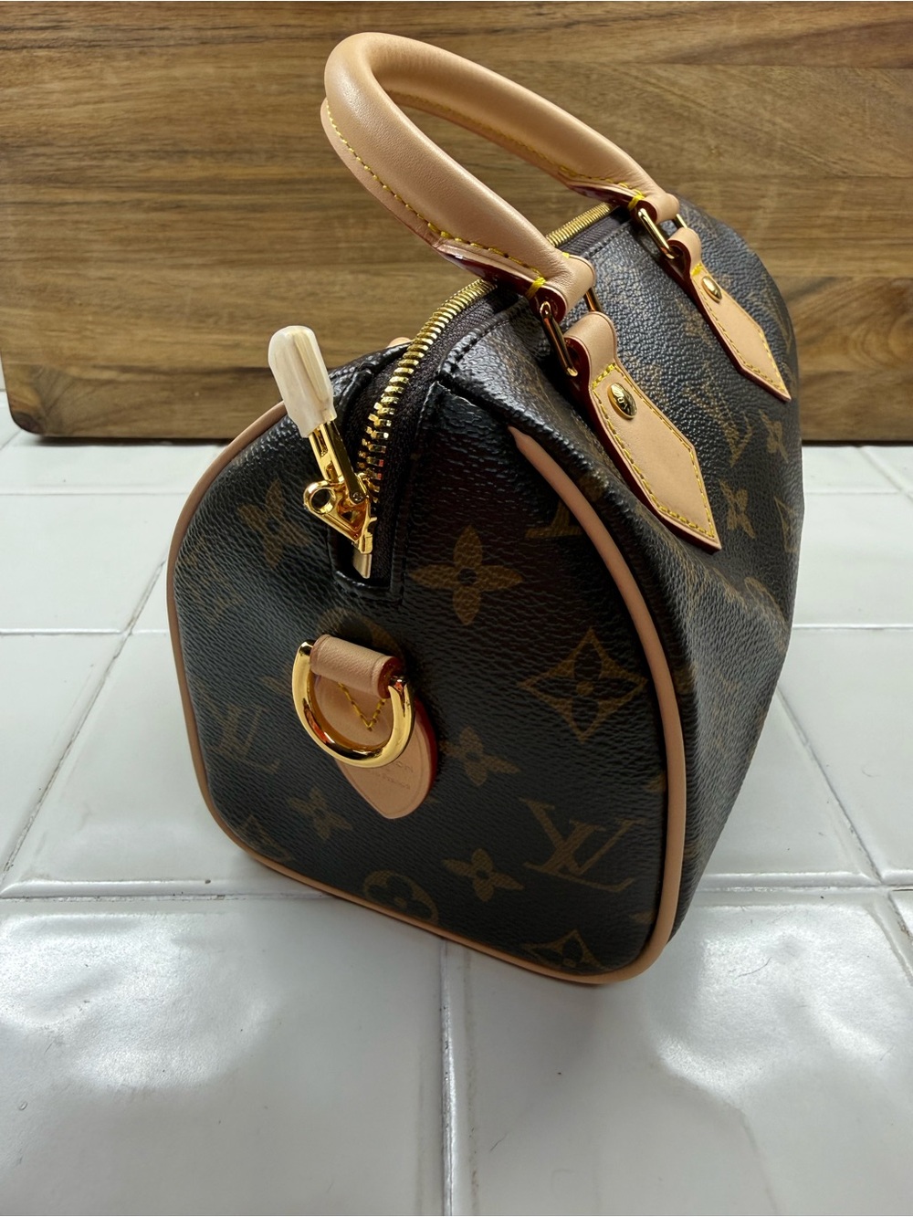 Monogram Canvas Speedy Brown with Pink Accent Strap. 20CM - Picture 6 of 7